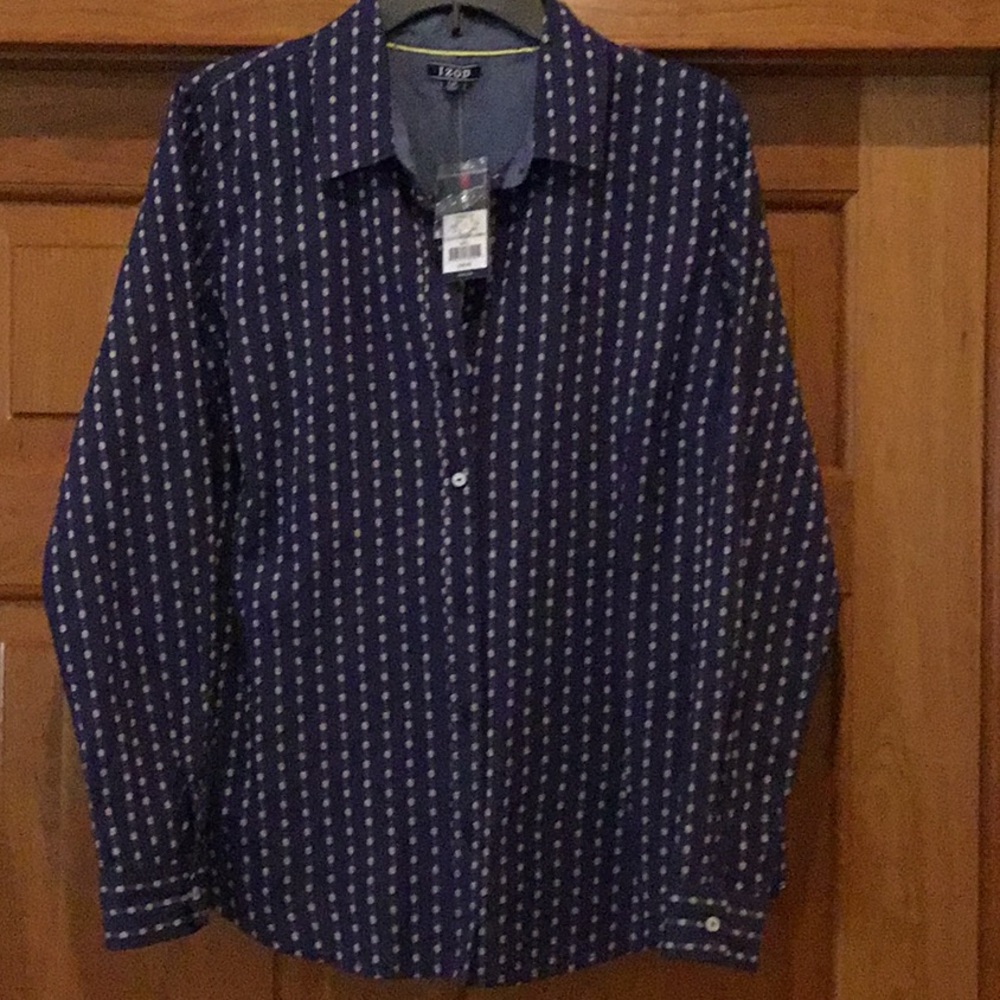 Women’s button top